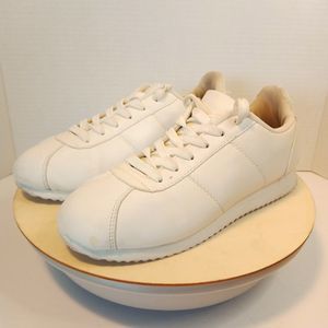 G.N.D. White Women's Athletic Shoe Size 7